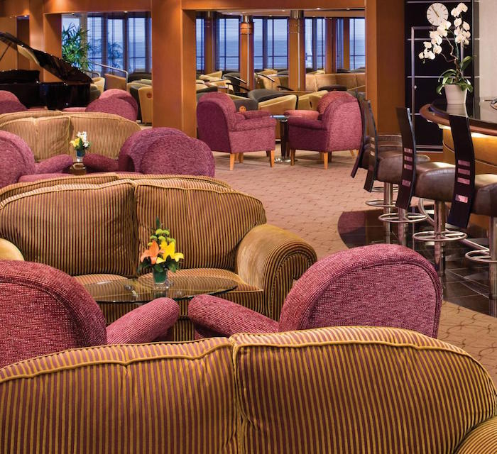 Круизный лайнер Seven Seas Voyager