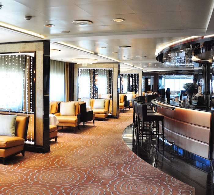 Круизный лайнер Seven Seas Voyager