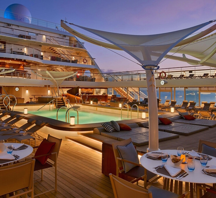 Круизный лайнер Seabourn Ovation