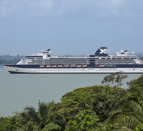 Круизный лайнер Celebrity Infinity