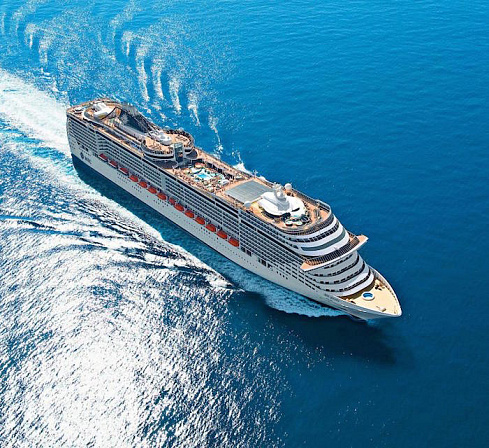 Круизный лайнер MSC Divina