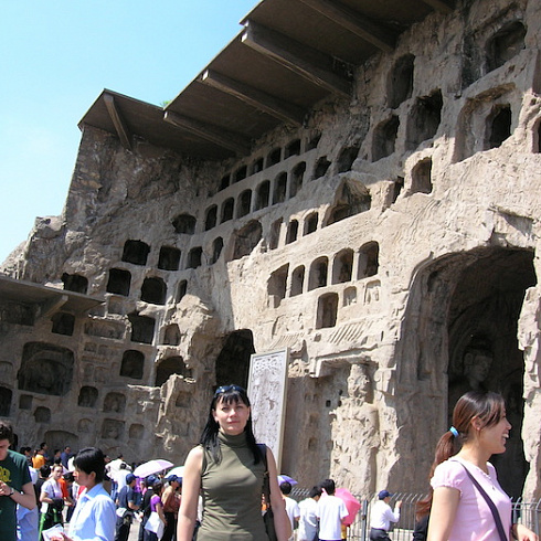 Пещеры Лунмэнь (Longmen Grottoes). Китай