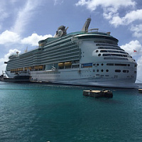 Круизный лайнер Navigator of the Seas