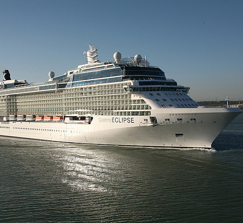Круизный лайнер Celebrity Eclipse