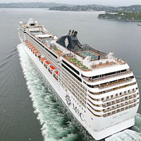Круизный лайнер MSC Musica